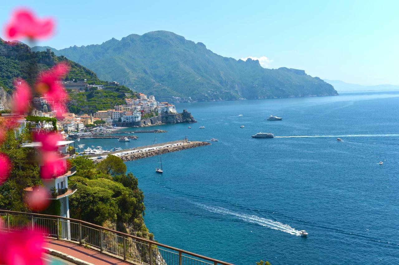 Villa Rosinella Amalfi Exterior photo